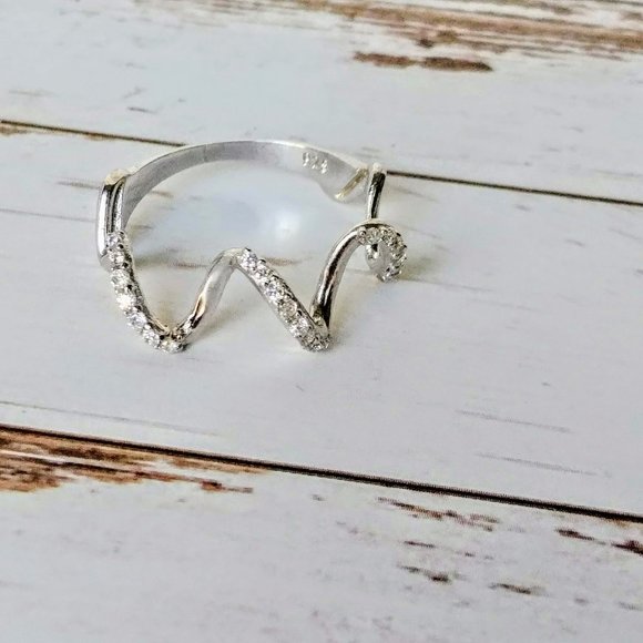 Sterling Ribbon Ring - Picture 6 of 6